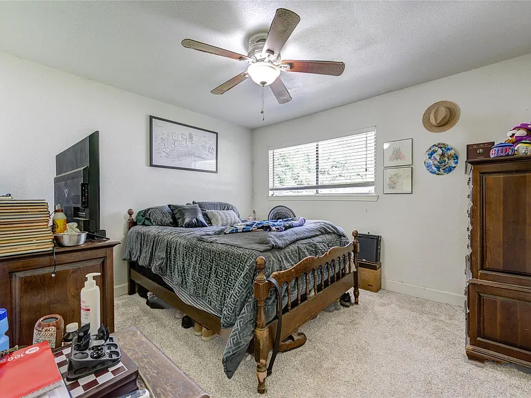 24522 Glen Loch Dr — Photo 25
