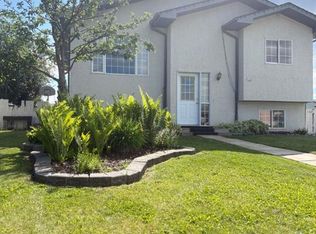 121 N Mink Creek Rd, Whitecourt, AB T7S1C9