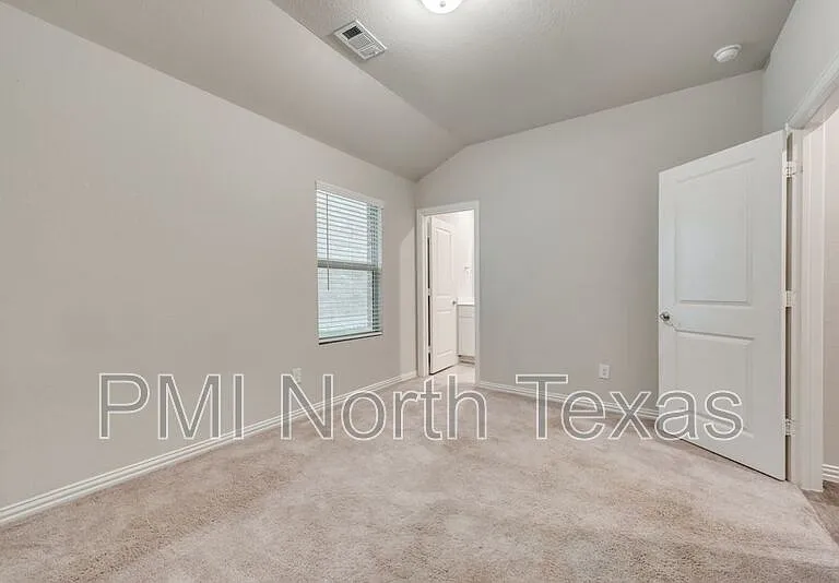 214 Stonehollow Way — Photo 13