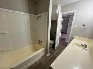 1702-1704-1706 E, Lubbock, TX 79411