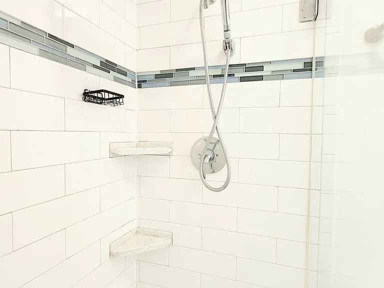 902 Peninsula Ave #405 — Photo 36