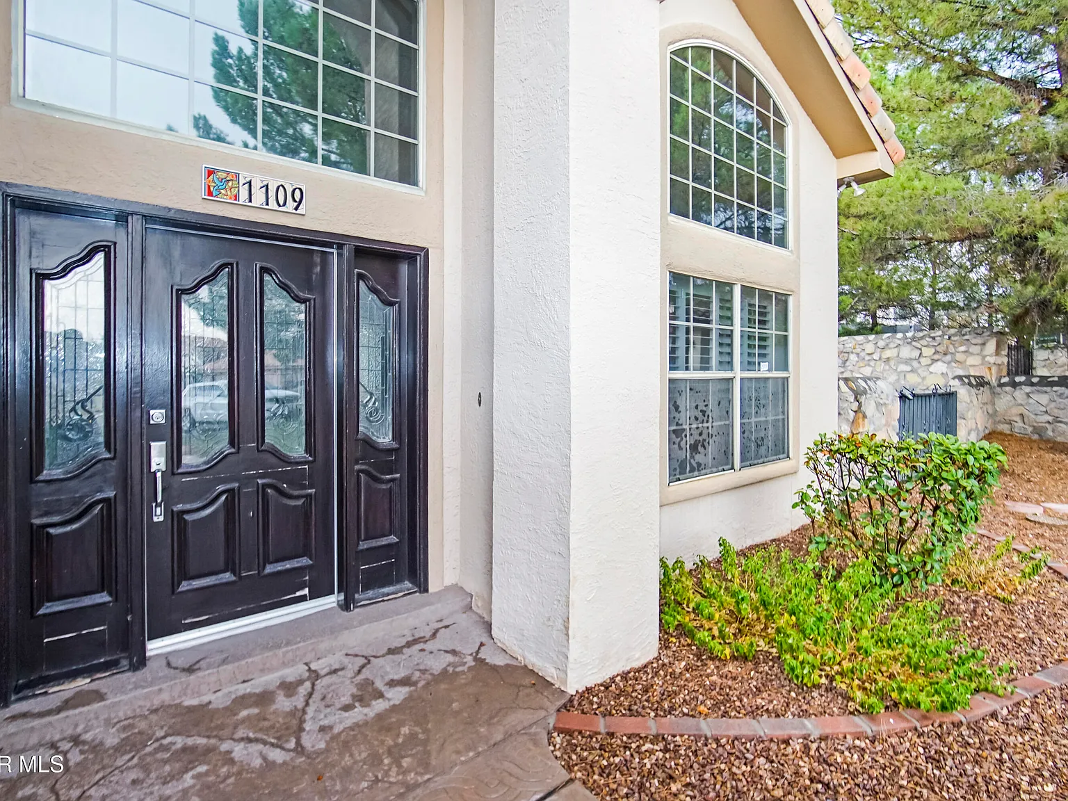 5 bed, 4.5 bath, 3604 sqft, $4,750 — Photo 4