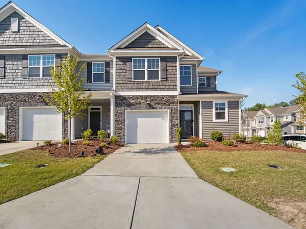 102 Bedivere Ln, Durham, NC 27703