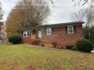 6101 Herinhut Rd, Winston Salem, NC 27127