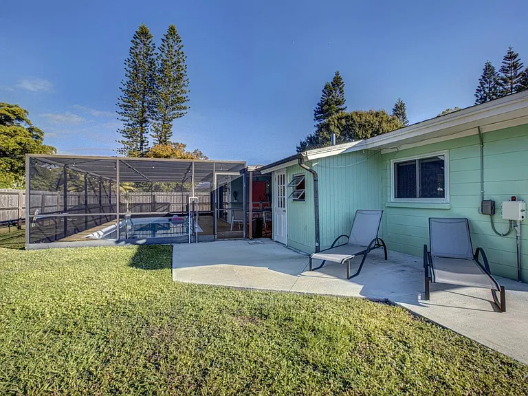 5930 Olive Ave — Photo 5