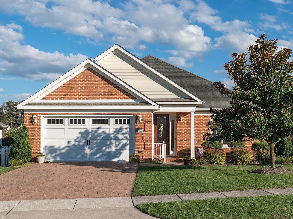 1st image of 1039 Magnolia Ct