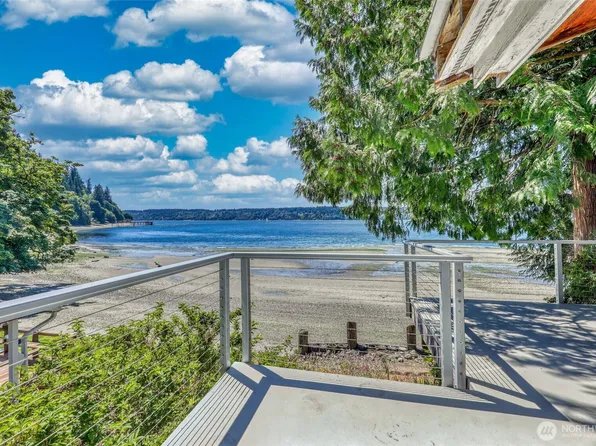 26028 Bates Walk SW, Vashon, WA 98070