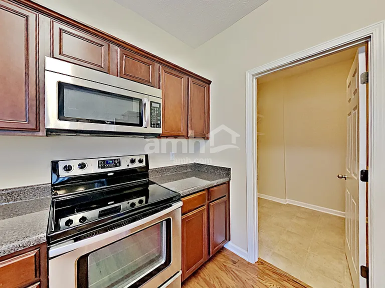 369 Owl Dr — Photo 4
