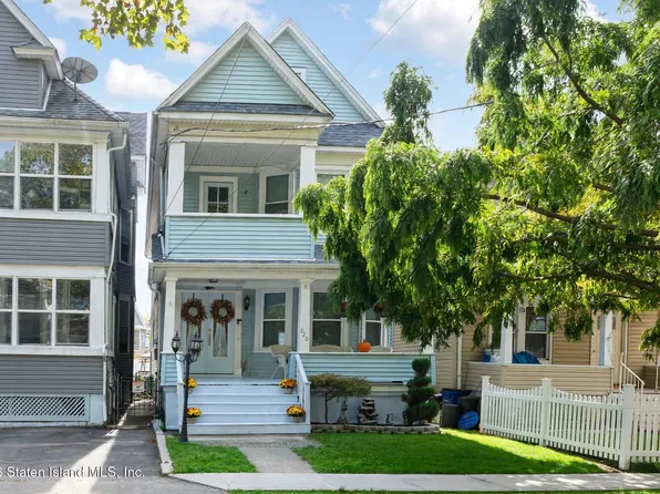 220 Charles Ave, Staten Island, NY 10302