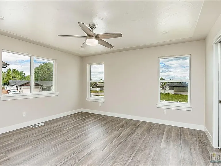 1604 Kanga Way — Photo 5