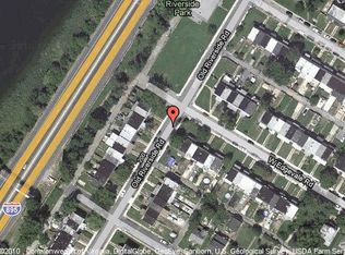 217 Old Riverside Rd #R, Brooklyn, MD 21225