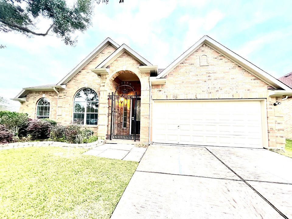 1st image of 19422 Briarsedge Ct