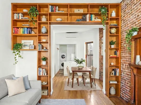 798 President St APT 4-R, Brooklyn, NY 11215