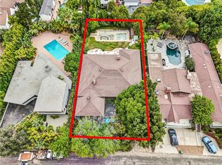 11500 Thurston Cir, Los Angeles, CA 90049