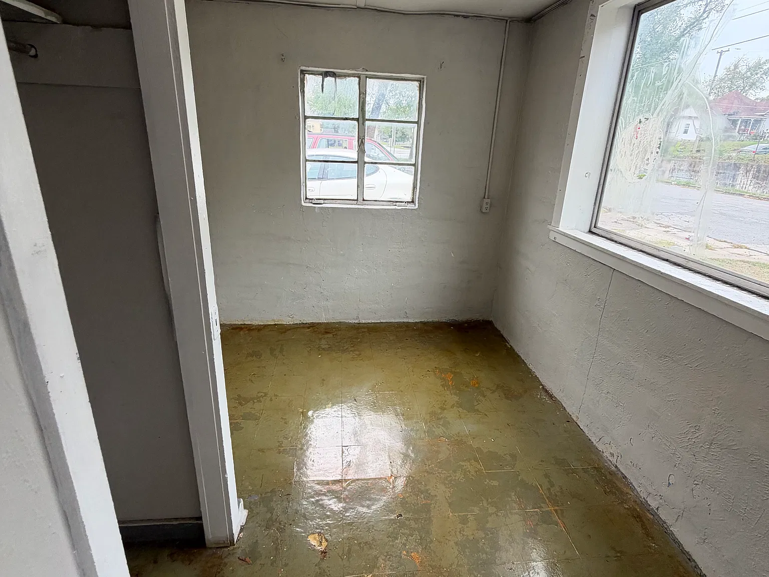 712 Sophia St — Photo 3
