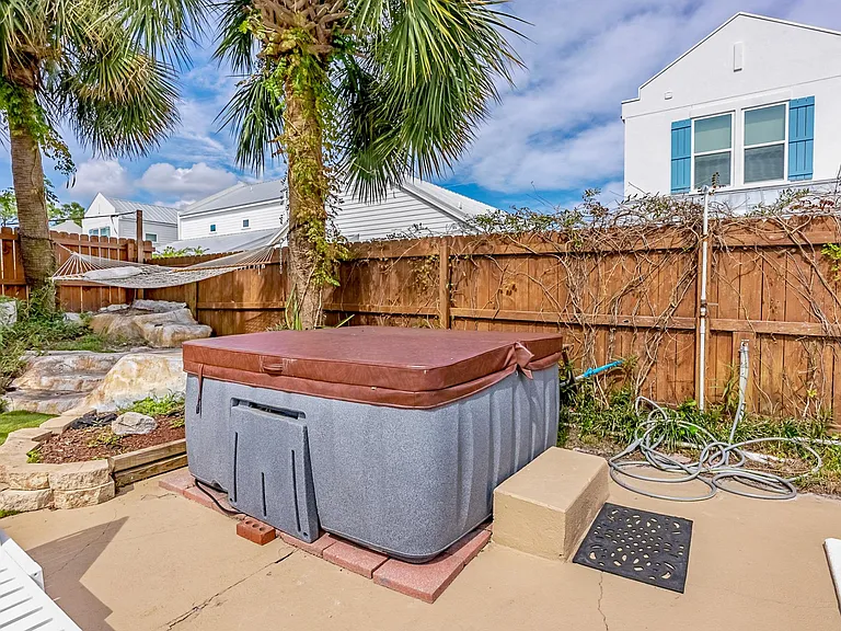 16908 Innocente Ave #A — Photo 30
