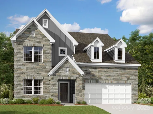 10100 Whitaker Pointe Dr, Huntersville, NC 28078