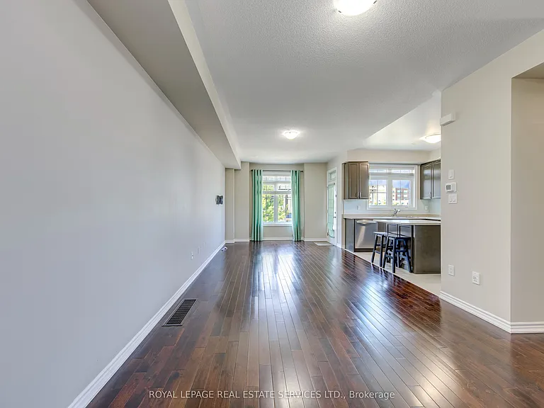 2435 Greenwich Dr #35 — Photo 9
