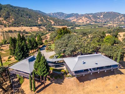 241 Henry Station Road, Ukiah, CA, 95482