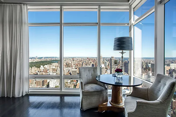 Rented by Compass | media 21