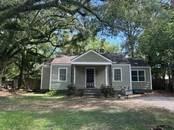 2704 Collins Street S, Mobile, AL 36606