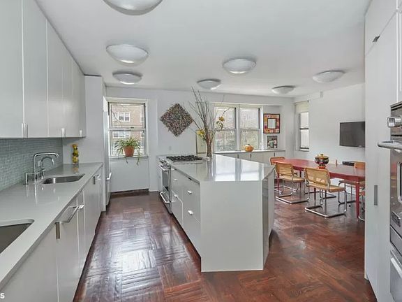 5th image of 3725 Henry Hudson Pkwy W #3ED