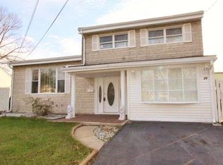 29 Mabaline Rd, Old Bridge, NJ 08857