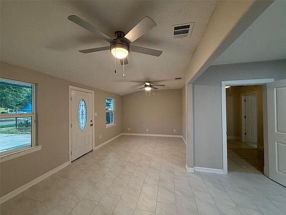 5th image of 7115 Palmetto St