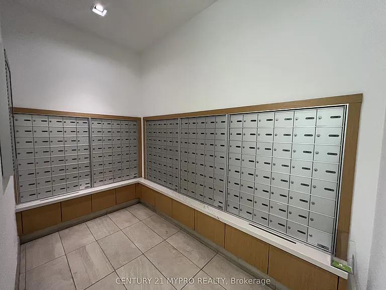 150 Fairview Mall Dr #802 — Photo 36
