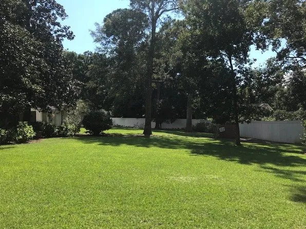 116 Pecan Ave, Fairhope, AL 36532