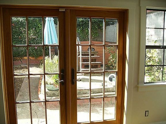 Hot tub just outside 