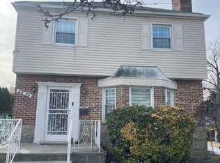 5824 211th St, Bayside Hills, NY 11364