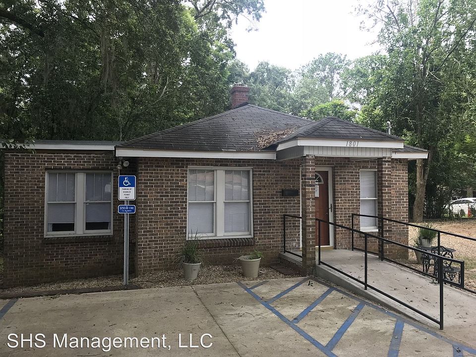 2nd image of 1801 W Pensacola St