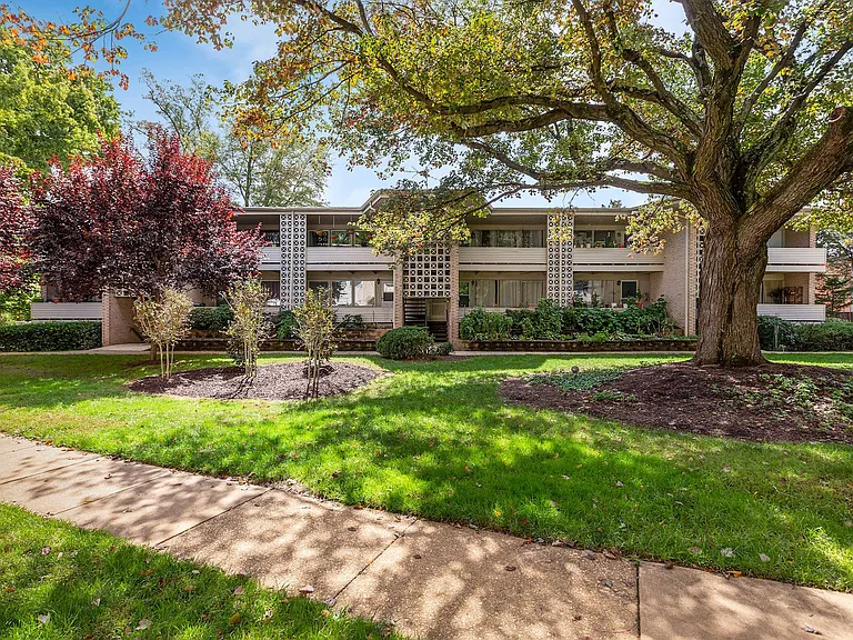 126 Haycock Rd #B-3 — Photo 1