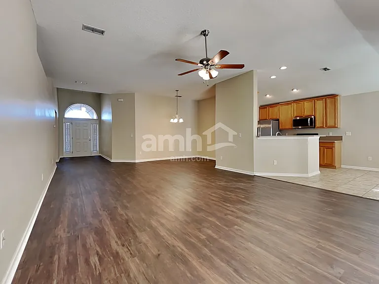 1756 Hollow Glen Dr — Photo 3