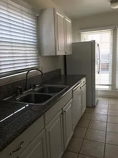 4940 College Ave — Photo 4