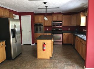 858 Pine Grove Rd, Picayune, MS 39466