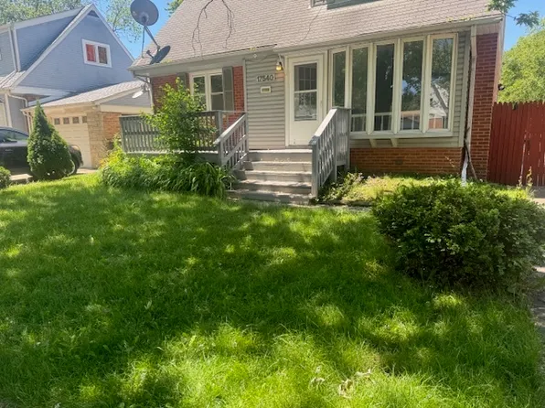17540 Greenbay Ave, Lansing, IL 60438