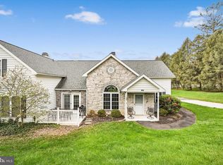 2110 Bayberry Ln #2110, York, PA