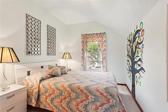 4605 N Turnbull Dr — Photo 14