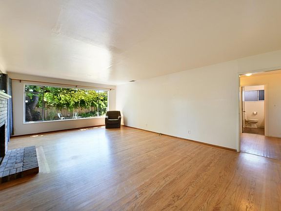 3rd image of 2251 Nordyke Avenue