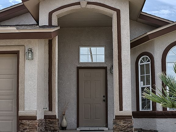 2nd image of 7480 Plaza Redonda Dr