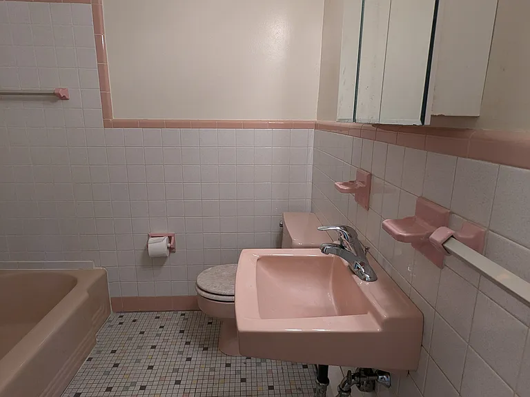 1233 Drexel Ave #B — Photo 10