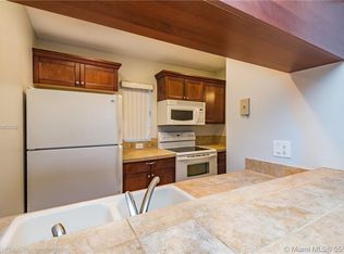 923 Twin Lakes Dr #3-K, Coral Springs, FL 33071