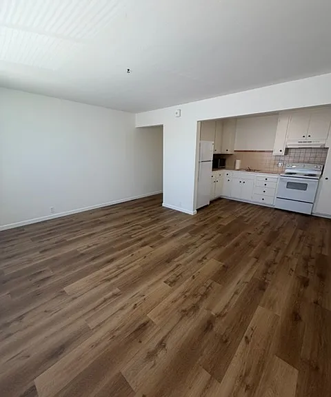 2541 Folsom St #7 — Photo 3