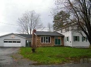 1291 Sheffleton Rd, Deerfield, OH 44411