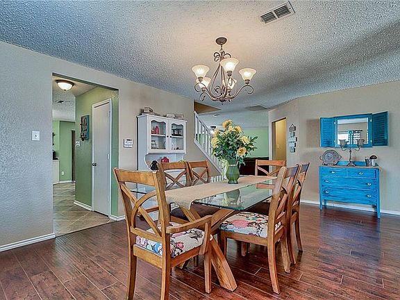 4th image of 7100 Divanna Ct