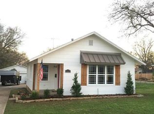 5017 Curzon Ave, Fort Worth, TX 76107
