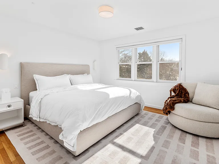 141 Harvest Ln — Photo 15