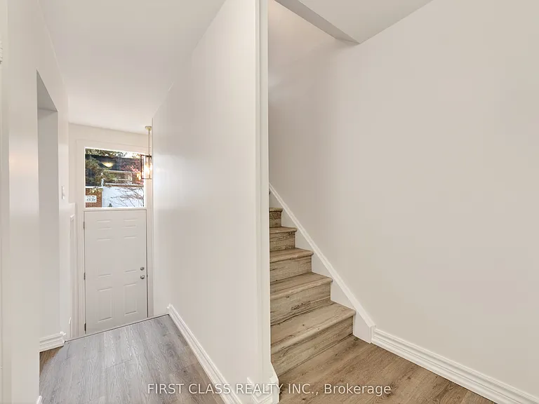 96 George Henry Blvd #38 — Photo 5
